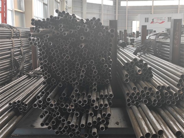 湖北精密无缝钢管现货批发